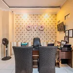 Oyo 876 D\' Exclusive