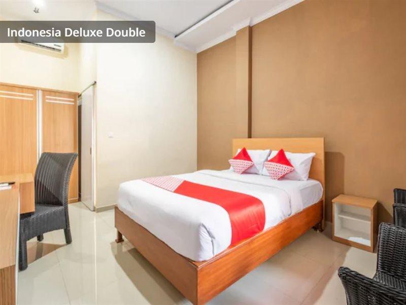 Hotel Oyo 876 D' Exclusive 2*